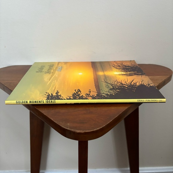 Ideals Magazine Moments Issue 1978 - Picture 5 of 7